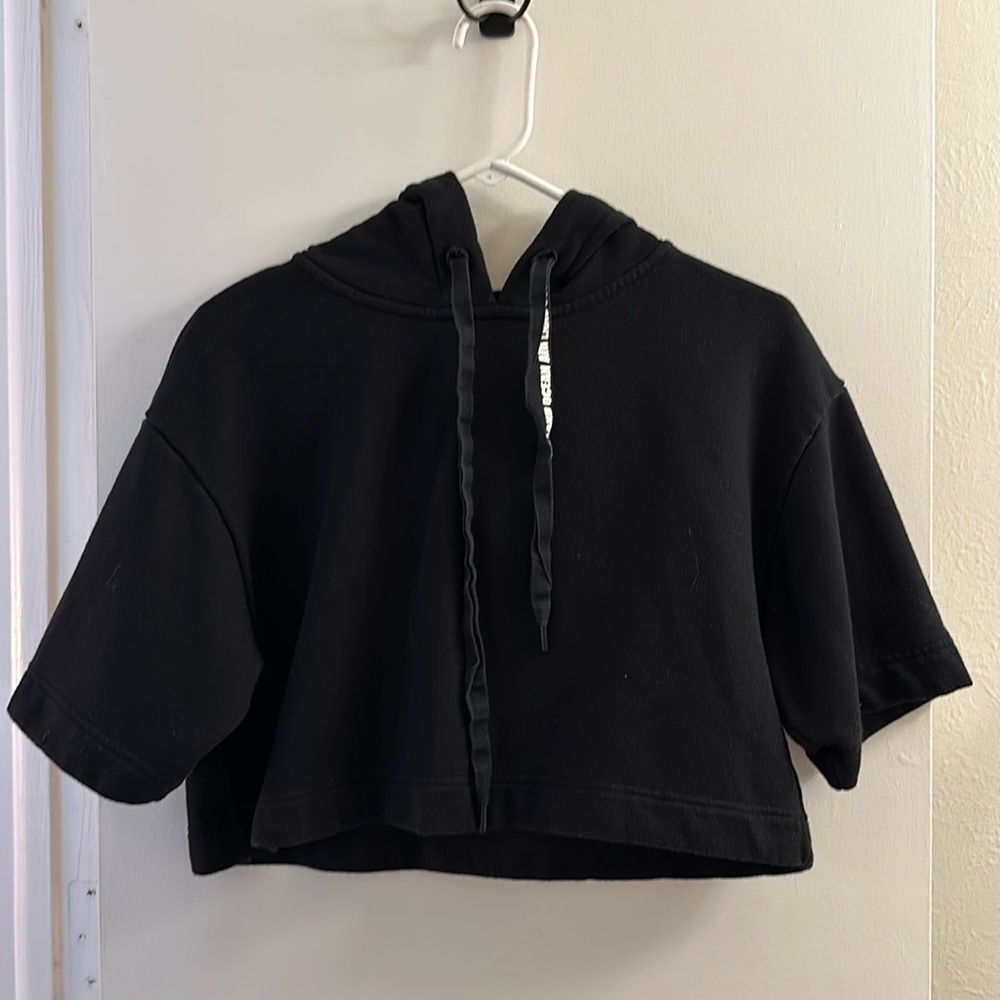 Alo crop sweatshirt